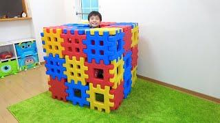 Toy Blocks big House ブロックのお家作り？