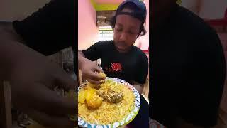 চিকেনটা বেশ নরম ছিলো  #biriyani #biriyanilovers  #kolkatastreetfood #shorts #shortsvideo #minivlog