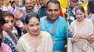 Jaya Kishori Ji Mobbed At Lalbaughcha Raja Ganpati Darshan