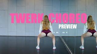 Learn this TWERK CHOREO on my channel now