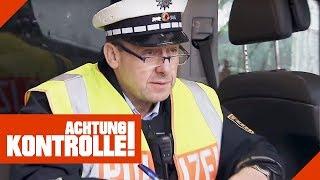 Handy am Steuer halten erlaubt? Verkehrskontrolle der Polizei   Achtung Kontrolle  Kabel Eins