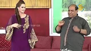 Agha Majid Nasir Chinyoti and Nargis New Pakistani Stage Drama Full Comedy Clip Banarsi