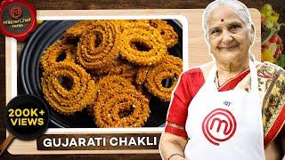 Crispy Gujarati Chakli Recipe by Gujju Ben I गुजराती चकली रेसिपी I ગુજરાતી ચકલી રેસીપી I Nasta