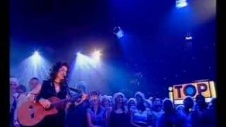 Katie Melua  HYAMLC on TOTP 25th Dec 2007