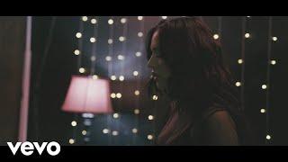 Lennon Stella - “Feelings”  Official Video