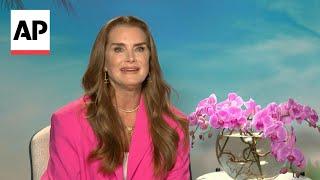Brooke Shields flexes her comedy skills in Mother of the Bride