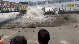 high tide at Ganga river Kolkata - ahiritola ferry ghat