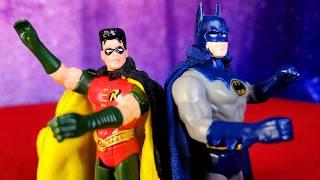 How BATMAN RETURNS Kenner had the Dynamic Duo in 1992