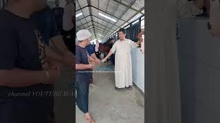 keceriahan bersama Gus bet  KH Ubaidillah akror  di saat melihat kuda Arab di Joko Tingkir stable