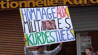 Kurdischer Schweigemarsch für Todesopfer des Angriffs in Paris vor zehn Jahren