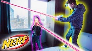 Im Haus LASERTAG spielen Eigene Lasertags I Werbung