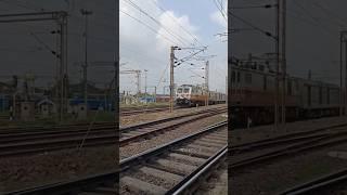 Train इंजन में लगने वाला कवच कैसा होता है  #train #1मिलियन