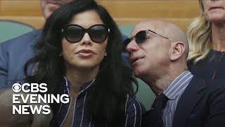 Jeff Bezos girlfriend shared text messages about their affair