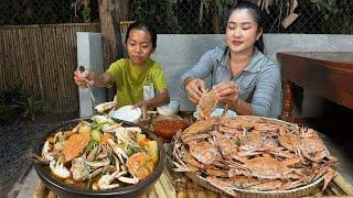  Tolerant girl cooking   Country girl Pich cook blue crabs - Yummy blue crab recipes