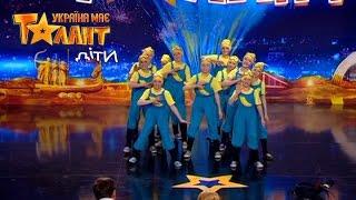 Children in fun minions costumes dance - Got Talent 2017