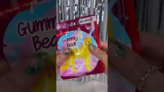 Unbox this gummy bear unicorn with us