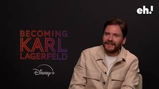 DANIEL BRÜHL y los acentos ¿Cuántos idiomas habla? Francés alemán español... como KARL LAGERFELD