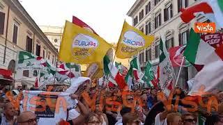 Le opposizioni in piazza contro Premierato e Autonomia la gente canta Bella Ciao