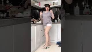 Bigo girl live  tante toge semok  hot asian girl  semok #Short#semok#bohay #sexy#montok#lalagemoy