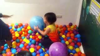 Playpen Balls Overload