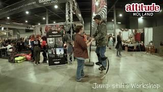 Attitude Holland jump stilts workshop at Dutch Comic Con