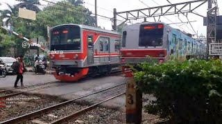 Railroad Crossing Jakarta Palang Perlintasan Kereta Duren Kalibata Jaksel