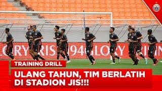 Latihan Persija Jakarta di Jakarta International Stadium Rayakan Ulang Tahun  Training Drill