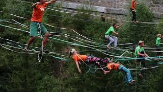 Is Highlining an Extreme Sport? - Playing on 10 Parallel Highlines