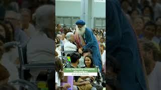 A heartwarming moment from the Inner Engineering Completion program with Sadhguru in Atlanta