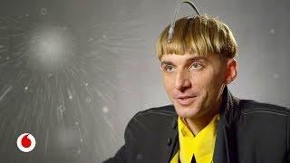 Neil Harbisson músico artista y primer cíborg reconocido legalmente por un gobierno