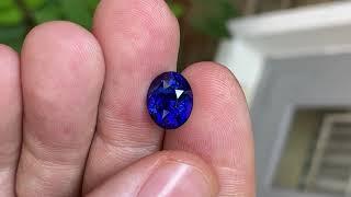 Как выглядит настоящий сапфир цвета «королевский синий» Royal Blue