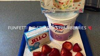 Weight watchers strawberries faga yogurt with cheesecake stuffing