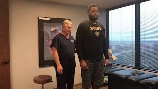 6 7  300 LB Football Player Gets Adjusted With Old Man Strength By 6 239 LB Houston Chiropractor