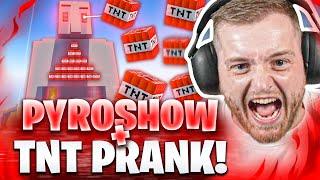 XXL PYROSHOW + Explosiver PRANK an den RENTNER in Craft Attack 12