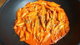 How to Make Easy Penne PASTA SPICY SAUCE ala Gigi Hadid Pasta Recipe