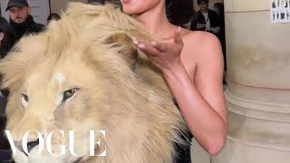 Kylie Jenners Lions Head Dress at the Schiaparelli Couture Show