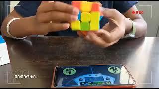 3×3 Rubiks cube solved in 51sec