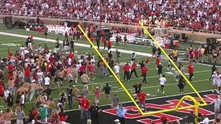 Texas Tech fans TEAR DOWN goal post after 2OT win vs Houston