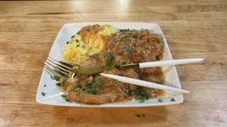 Smothered Pork Chops with Mashed Potatoes