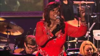 I Will Survive - Gloria Gaynor Live