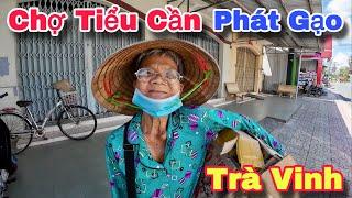 Chợ Tiểu Cần Trà Vinh Người Khó Khăn Hạnh Phúc Nhận Gạo Từ Tấm Lòng Hảo Tâm Mỹ  Khương Nhựt Minh