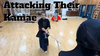 Closing the distance to attack in Kendo