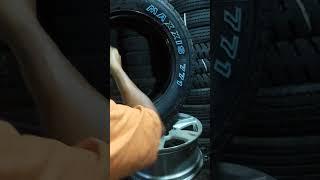 #change Tire maxxis bravo AT771 26565R17