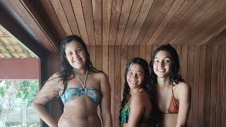 Na sauna do clube com as meninas banho de piscina com sucesso com as amigas #divertido