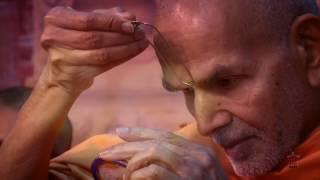 Chesta  MahantSwami Chesta NEW  DINCHARYA  BAPS chesta  HDH MahantSwami Maharaj CHESHTA