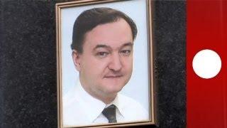 Rus avukata mezarda mahkumiyet