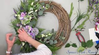 How to Make a Farmhouse Wreath