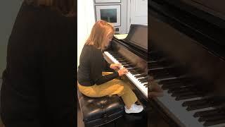 Katie Couric Celebrates World Piano Day