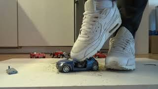 Nike Air Max 90 stomp trample and destroy model toy car