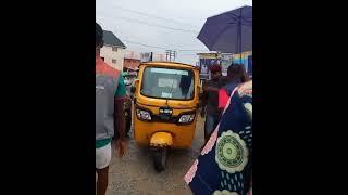 Watch as an SUV owner battles a Tricyclist at Portharcourt #shorts #youtubeshorts #fyp